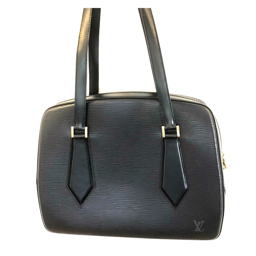 Louis VUITTON Voltaire EPI Leather Shoulder Bag